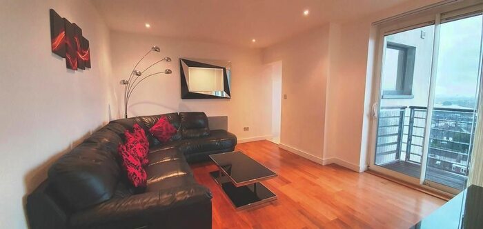 2 Bedroom Flat To Rent In High Road, Chadwell Heath, RM6