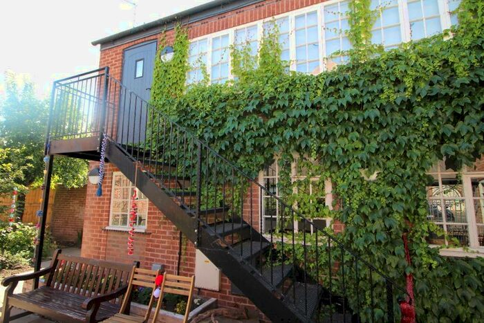Studio To Rent In Chapel Street, Ruddington, NG11