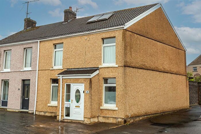4 Bedroom Semi-Detached House For Sale In Midland Road, Llansamlet, Swansea, SA7