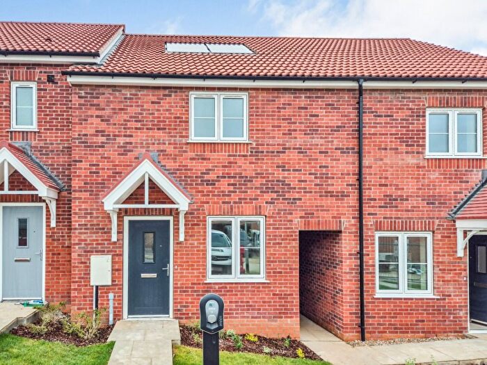 2 Bedroom Terraced House For Sale In Gresley Close, Branston, LN4