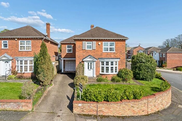 4 Bedroom Property To Rent In Greenheys Close, Northwood, HA6