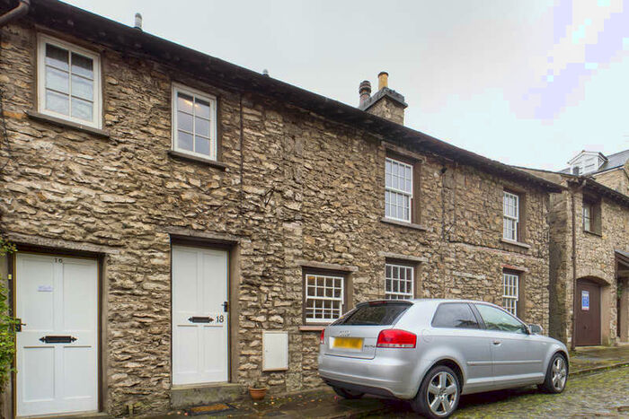 2 Bedroom Cottage To Rent In Old Shambles, Highgate, Kendal, LA9