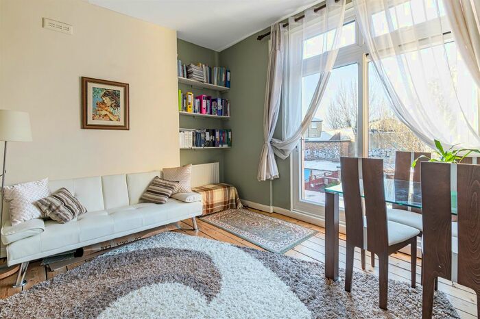 1 Bedroom Flat To Rent In Junction Road, London, N19