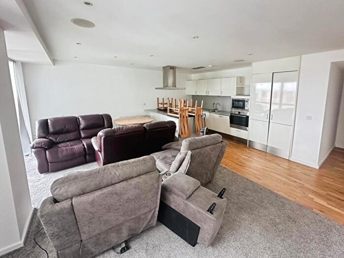 2 Bedroom Flat To Rent In Brayford Street, Lincoln, LN5