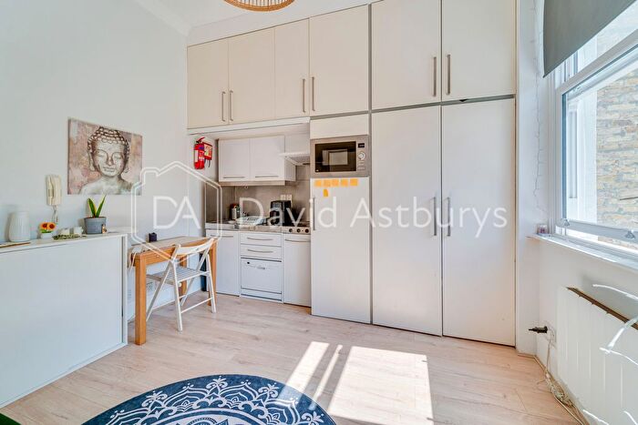 Studio To Rent In Camden Road, Holloway, London, N7