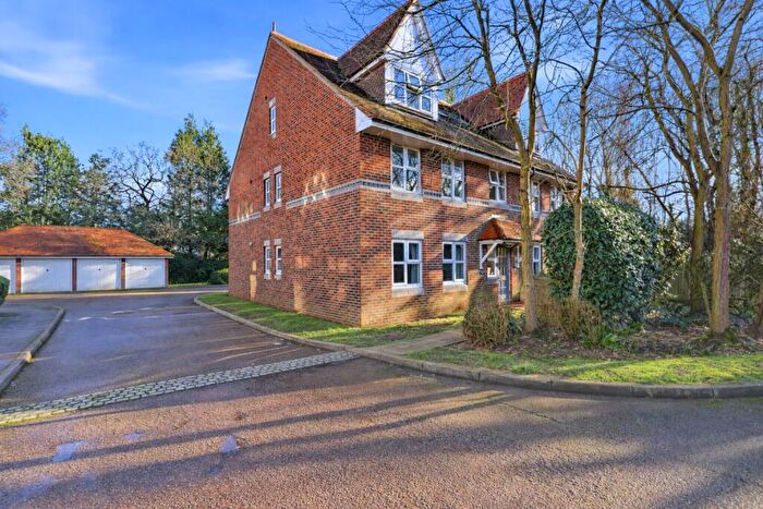 2 Bedroom Apartment To Rent In The Brambles, Prospect Road, St. Albans, Hertfordshire, AL1