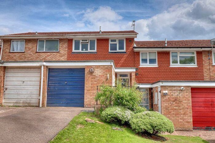 3 Bedroom Terraced House For Sale In Mead Platt, Stokenchurch, HP14