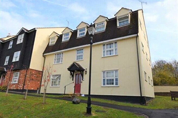1 Bedroom Flat To Rent In Red Lion Court, Bishop's Stortford, Hertfordshire, CM23