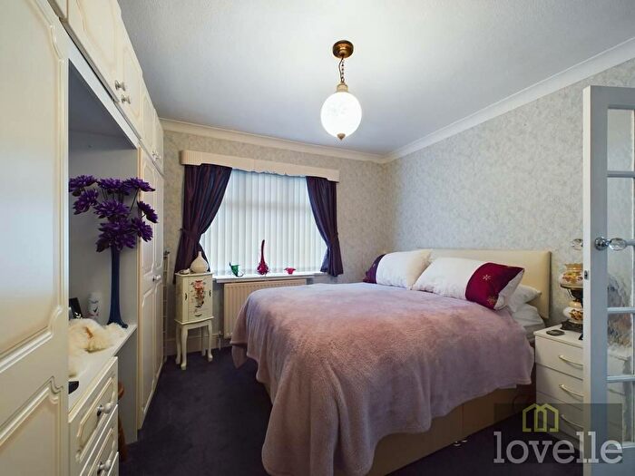 2 Bedroom Detached Bungalow For Sale In Somersby Avenue, Mablethorpe, LN12