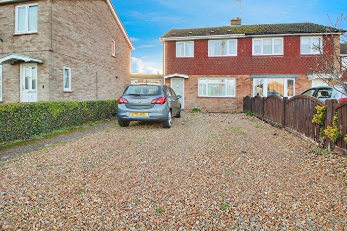 2 Bedroom Semi-Detached House For Sale In Duck Lane, St. Neots, PE19