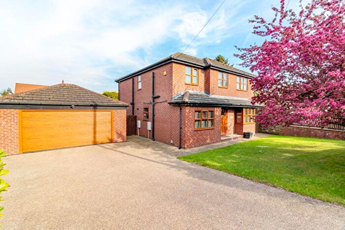4 Bedroom Detached House For Sale In Otley Road, Killinghall, Harrogate, HG3