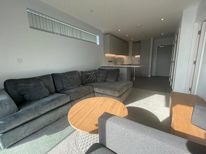 2 Bedroom Apartment To Rent In Bury Street, Manchester, Greater Manchester, M3