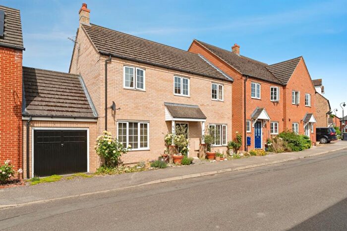 4 Bedroom Semi-Detached House For Sale In The Furrow, Littleport, Ely, CB6