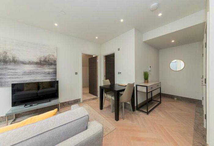 1 Bedroom Flat To Rent In Duke Street, Reading, Berkshire, RG1