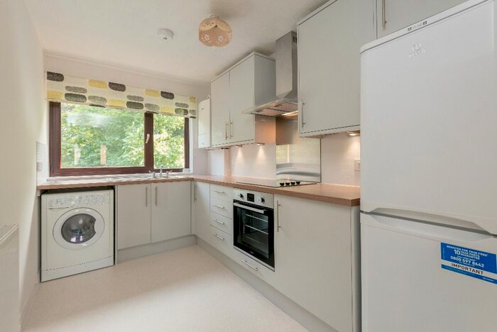 1 Bedroom Flat To Rent In West Winnelstrae, Inverleith, Edinburgh, EH5