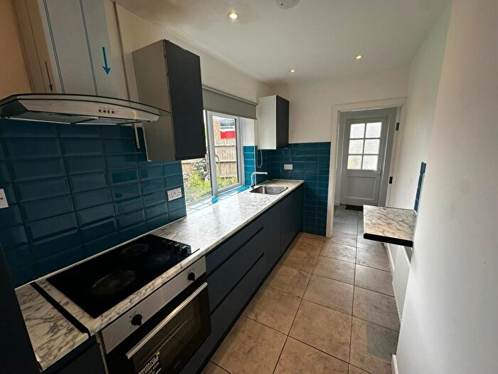 Apartment To Rent In Maldon Road, Great Baddow, Chelmsford, CM2