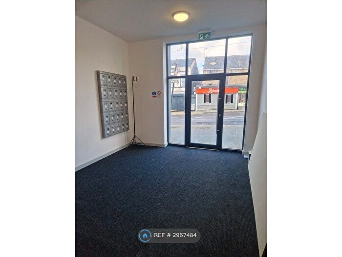 1 Bedroom Flat To Rent In Drake Street, Rochdale, OL16