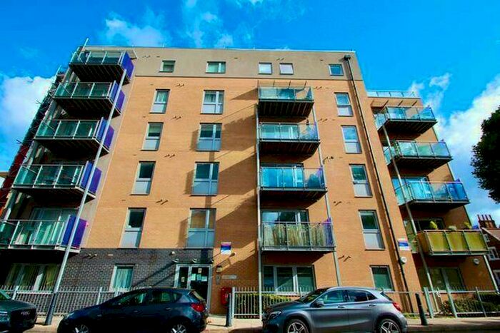 2 Bedroom Apartment To Rent In Ellison Apartments, Merchant Street, Bow, E3