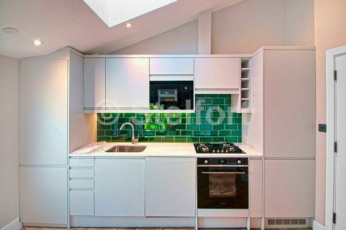 1 Bedroom Apartment To Rent In Crownage Close, London, E7