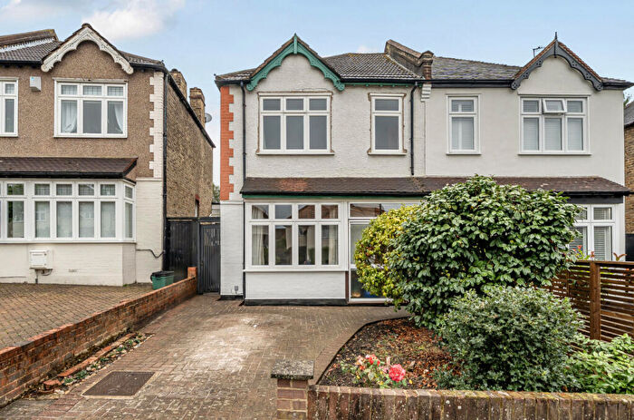 3 Bedroom Semi-Detached House For Sale In Avondale Road, Mottingham, London, SE9