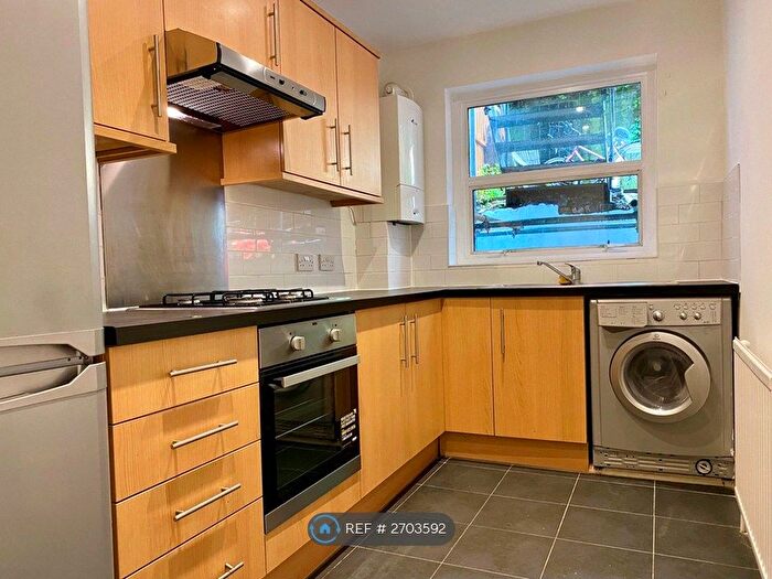 Studio To Rent In Leathwaite Road, London, SW11