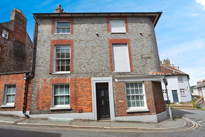 2 Bedroom Flat For Sale In Fisher Street, Lewes, BN7