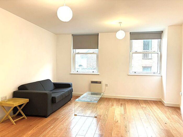 1 Bedroom Flat To Rent In Caroline Street, London, E1