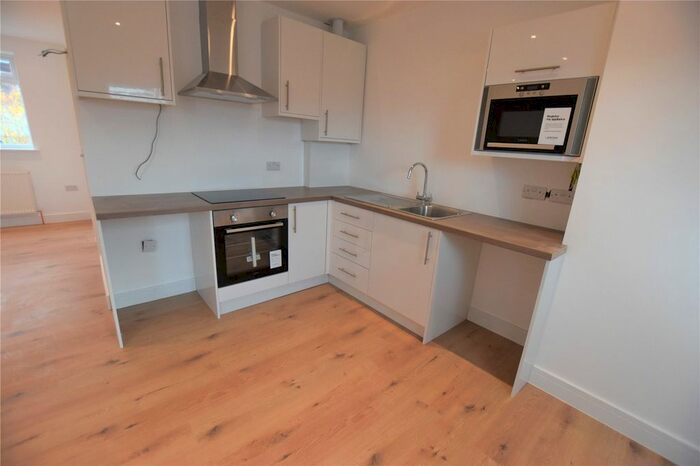 Studio To Rent In Brighton Road, Purley, CR8