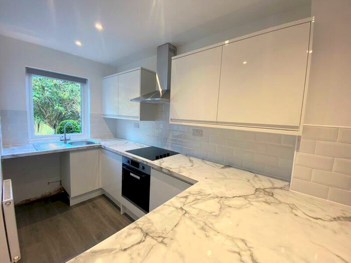 2 Bedroom Terraced House To Rent In Chelmsford Road, Exeter, EX4