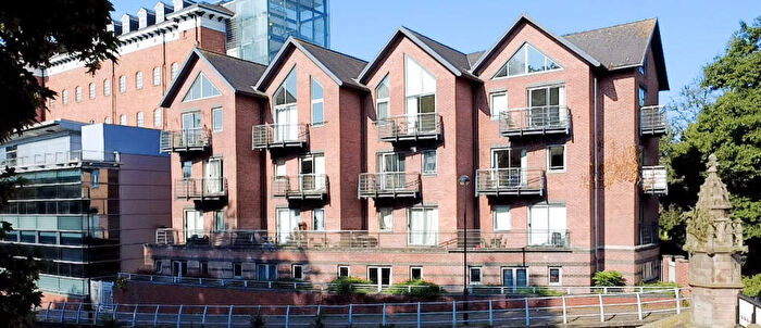2 Bedroom Flat To Rent In Duns Lane, Leicester, LE3