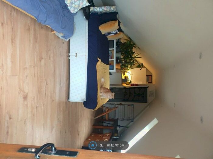 Studio To Rent In Wonston, Sutton Scotney, Winchester SO21