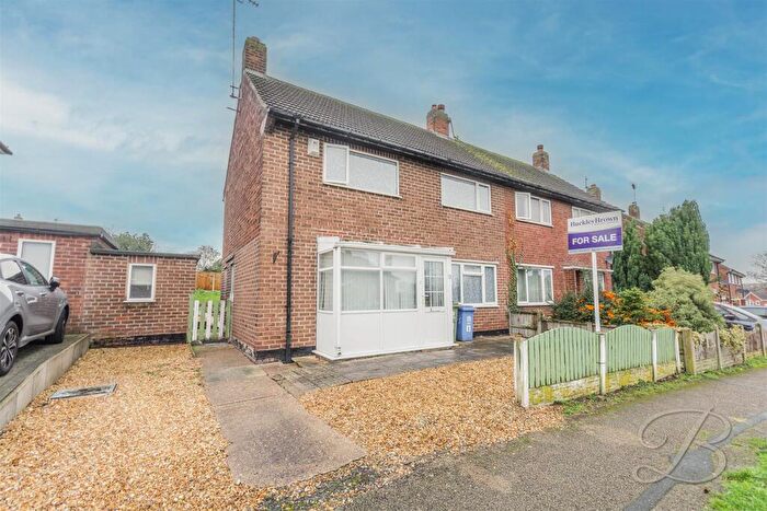 3 Bedroom Semi Detached House For Sale In Vale Avenue, Warsop, Mansfield, NG20