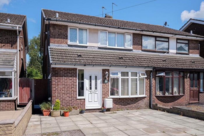 3 Bedroom Semi-Detached House For Sale In Colburne Close, Burscough, L40