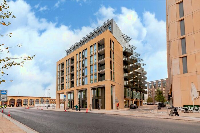 2 Bedroom Flat To Rent In Station Square, Cambridge, Cambridgeshire, CB1