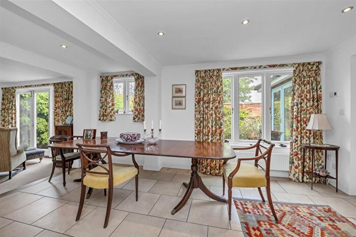 3 Bedroom Town House For Sale In Schoolhall Lane, Bury St. Edmunds, IP33