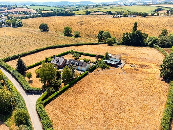 5 Bedroom Equestrian Facility For Sale In Nr Ross-on-Wye, Versatile House & Acres, HR9