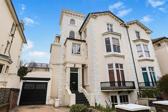 2 Bedroom Flat To Rent In Albany Villas, Hove, BN3