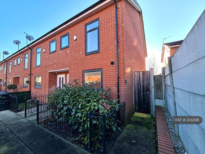 3 Bedroom End Of Terrace House To Rent In Brightsmith Way, Swinton, Manchester, M27