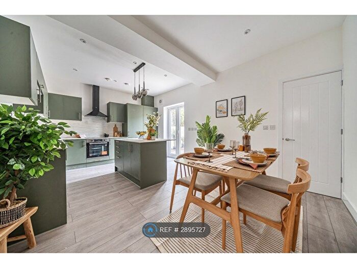 4 Bedroom End Terrace House To Rent In Milford St, Bristol, BS3