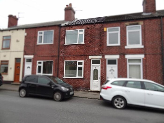 2 Bedroom Terraced House To Rent In Gordon Street, Featherstone, Pontefract, WF7