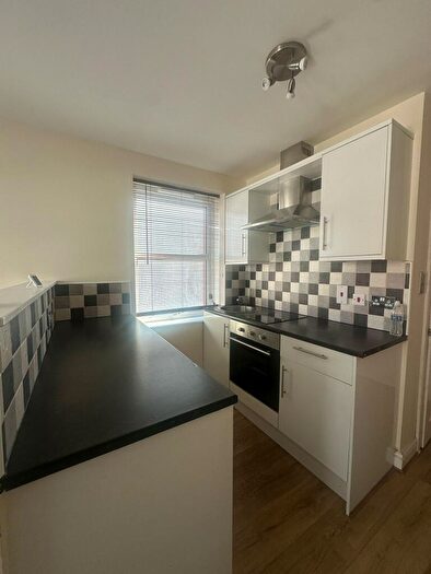 Studio To Rent In Flat, Park Street, Luton, LU1