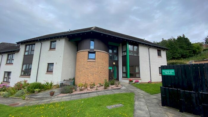 2 Bedroom Flat For Sale In West Park Road, Newport-On-Tay, DD6