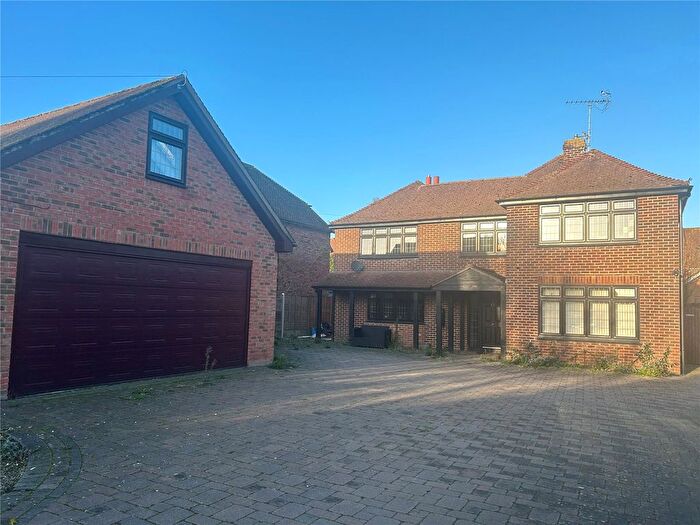 5 Bedroom Detached House For Sale In Park Road, Yapton, Arundel, West Sussex, BN18