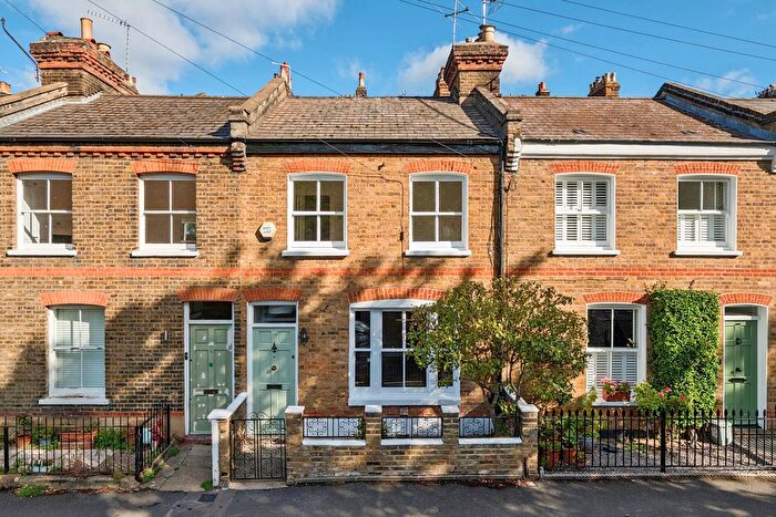 2 Bedroom Terraced House For Sale In Collins Street, London, SE3