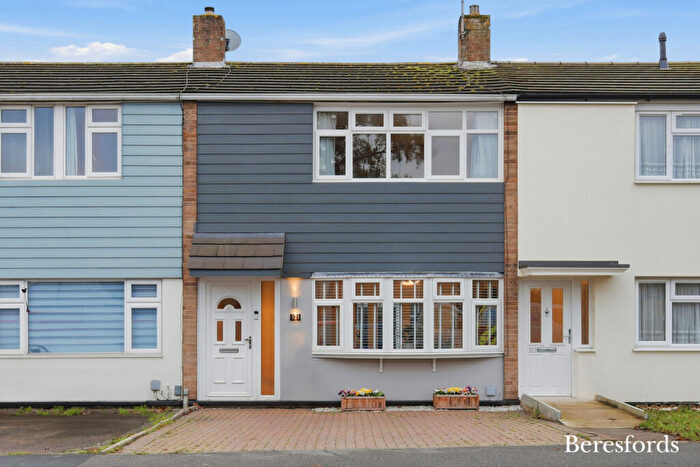 2 Bedroom Terraced House For Sale In Great Knightleys, Basildon, SS15