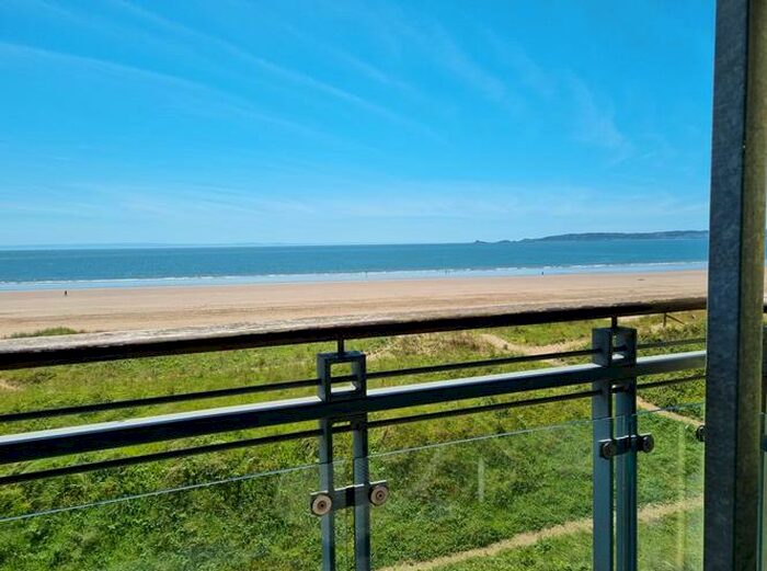 2 Bedroom Apartment To Rent In Fishermans Way, Maritime Quarter, Swansea, SA1