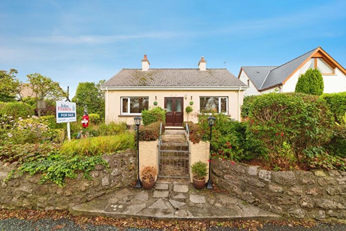 2 Bedroom Bungalow For Sale In Templebar Road, Kilgetty, Pembrokeshire, SA68