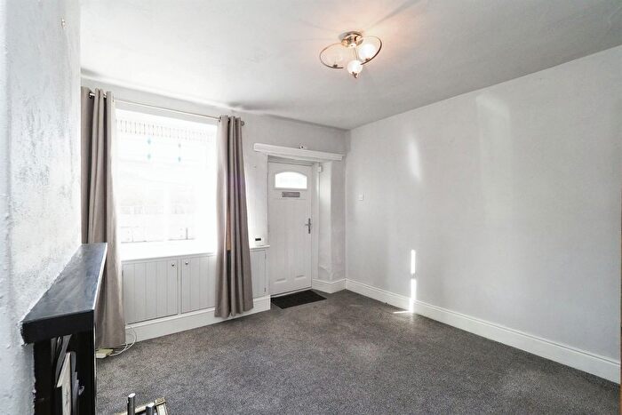 2 Bedroom Cottage For Sale In Derby Road, Belper, DE56