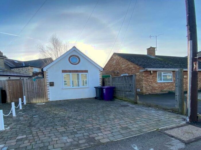 Studio To Rent In Mill Road, Royston, SG8