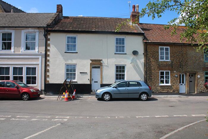 1 Bedroom Flat To Rent In Milborne Port, DT9